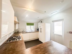 Photo 10- click for photo gallery